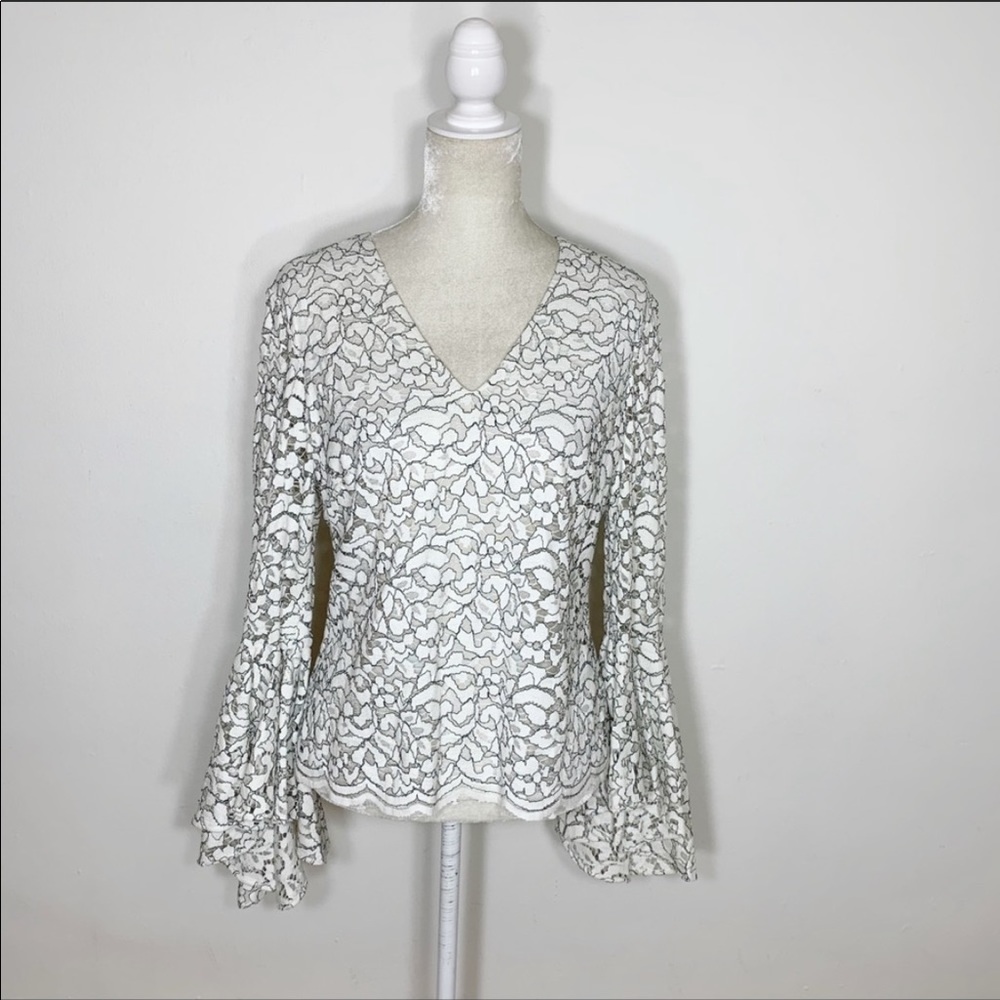 ❗️DONNA DEGNAN white lace bell sleeve blouse
